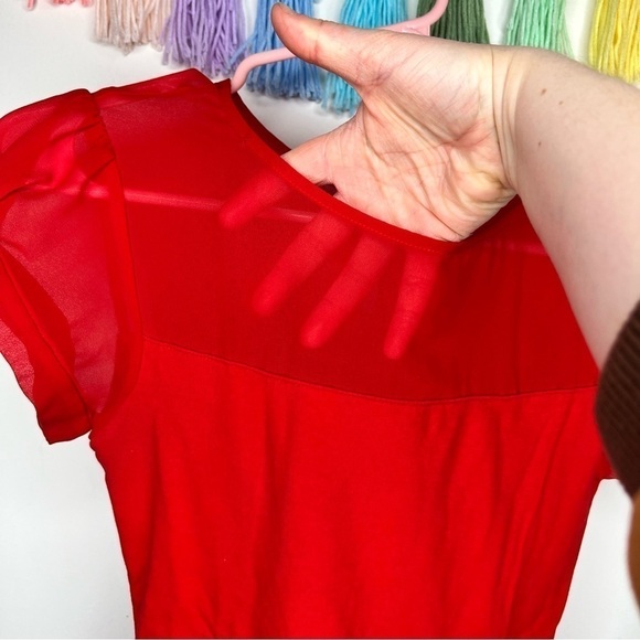 Express Red Short Sleeve Mesh Formal Dressy Business Casual Blouse Extra Small - Picture 3 of 12